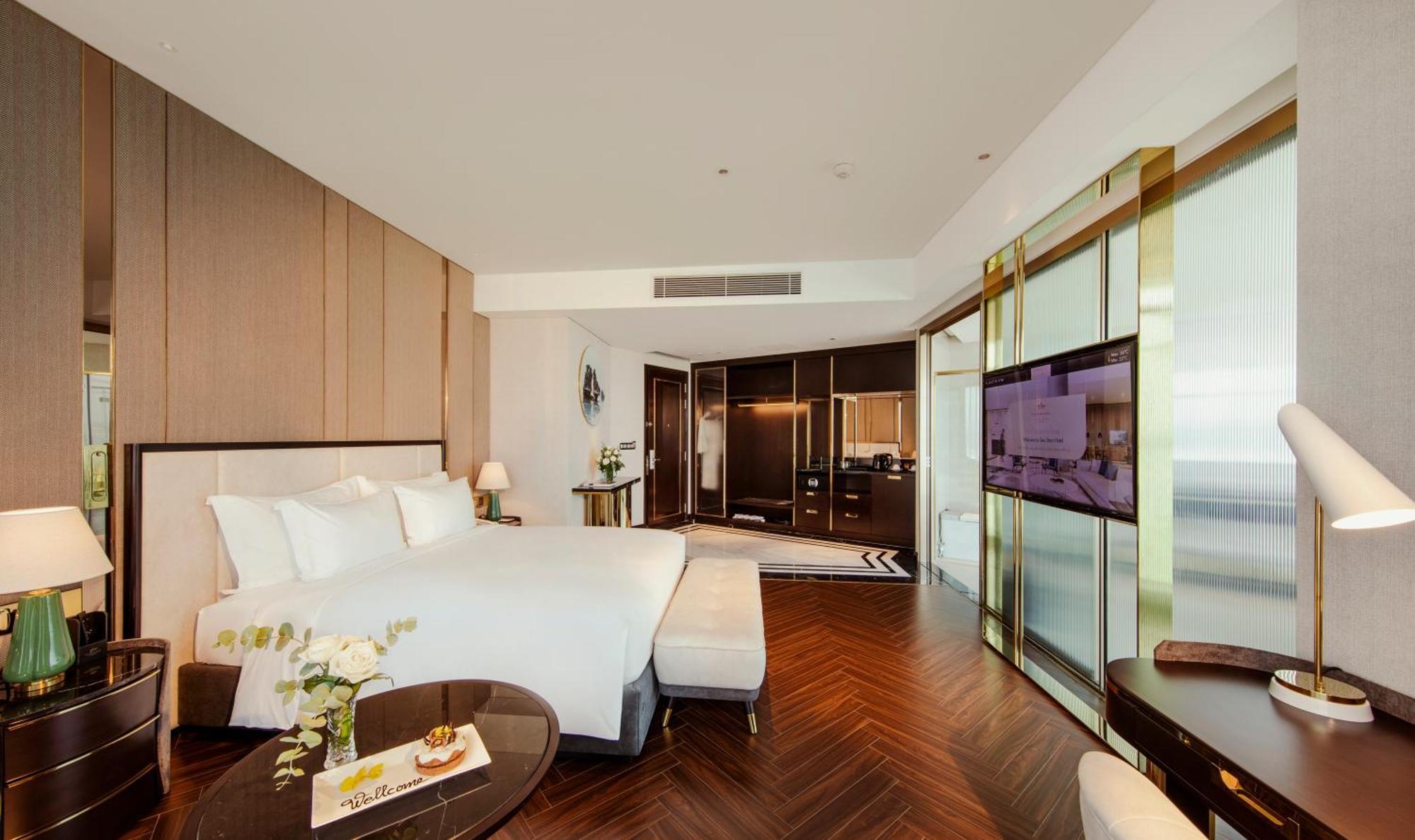 Radisson Blu Ha Long Bay Hotel Exterior photo