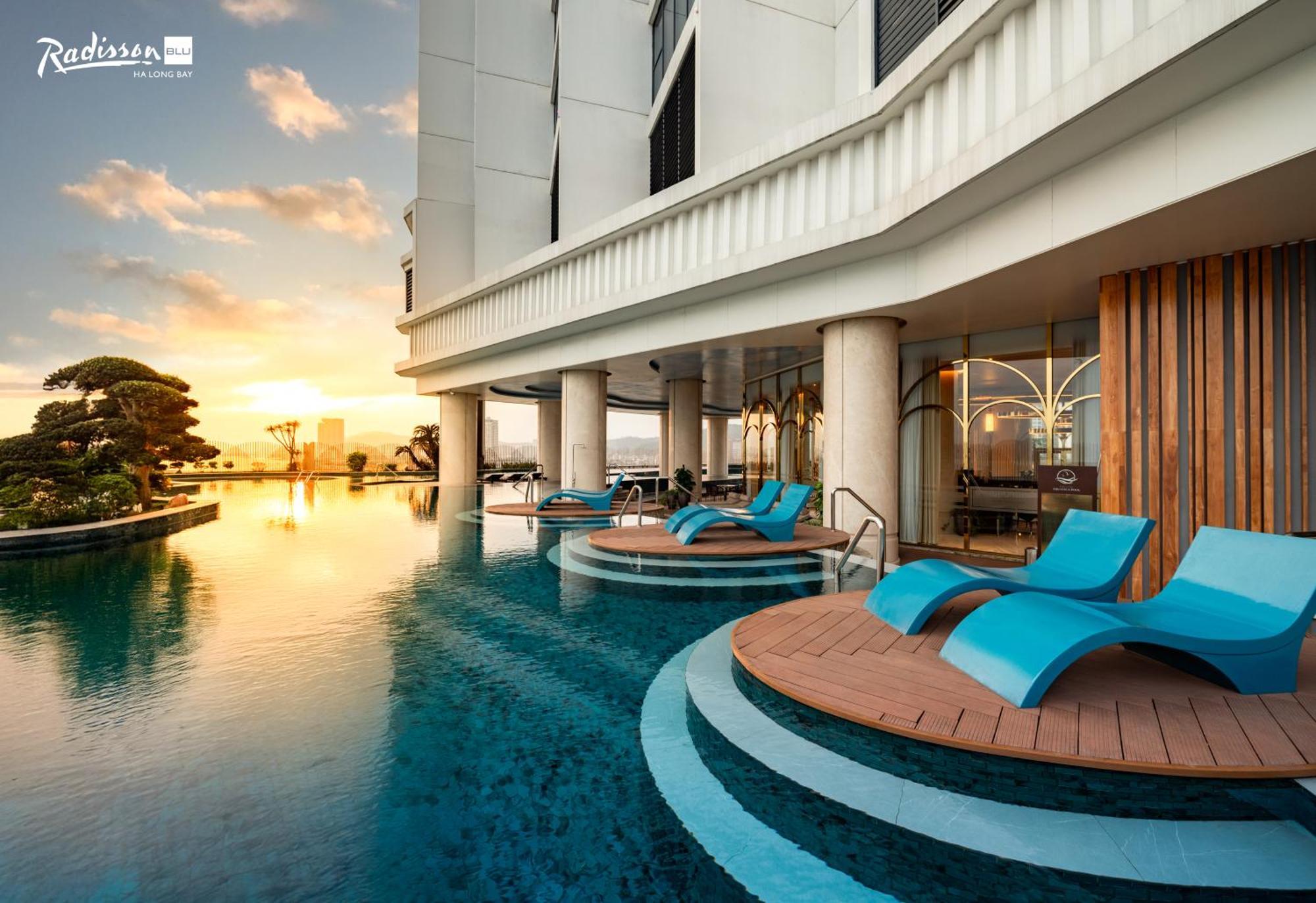 Radisson Blu Ha Long Bay Hotel Exterior photo