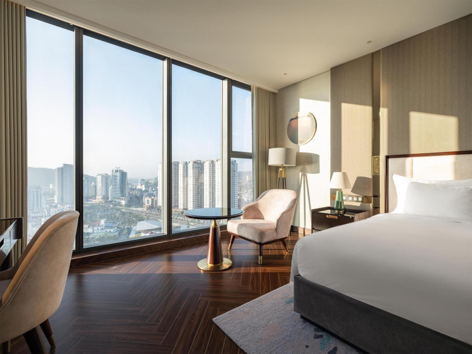 Radisson Blu Ha Long Bay Hotel Exterior photo